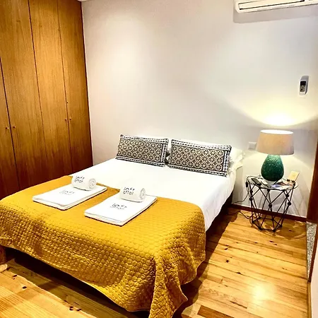 D'alma - Metro Loft Apartment