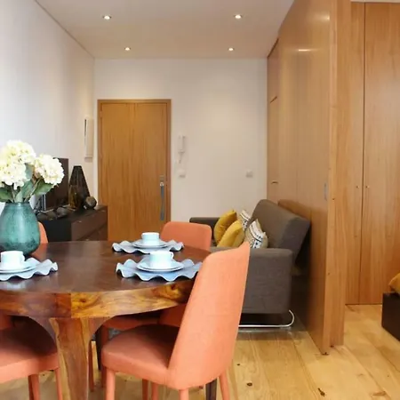 D'alma - Metro Loft Apartment